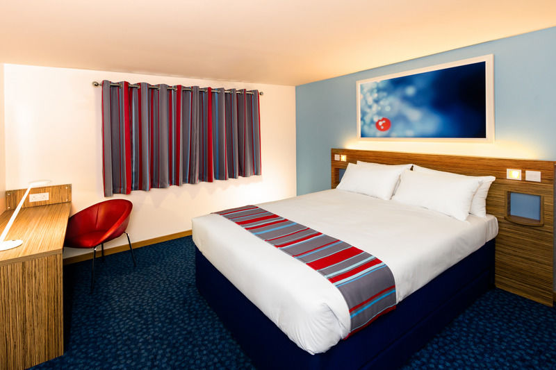 Mercure London Gatwick Airport Horley Zewnętrze zdjęcie