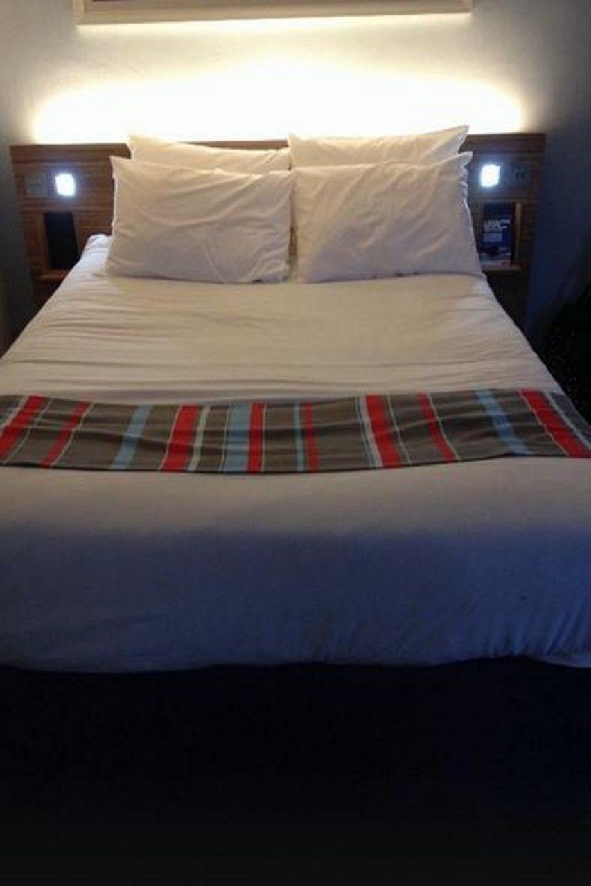 Mercure London Gatwick Airport Horley Zewnętrze zdjęcie
