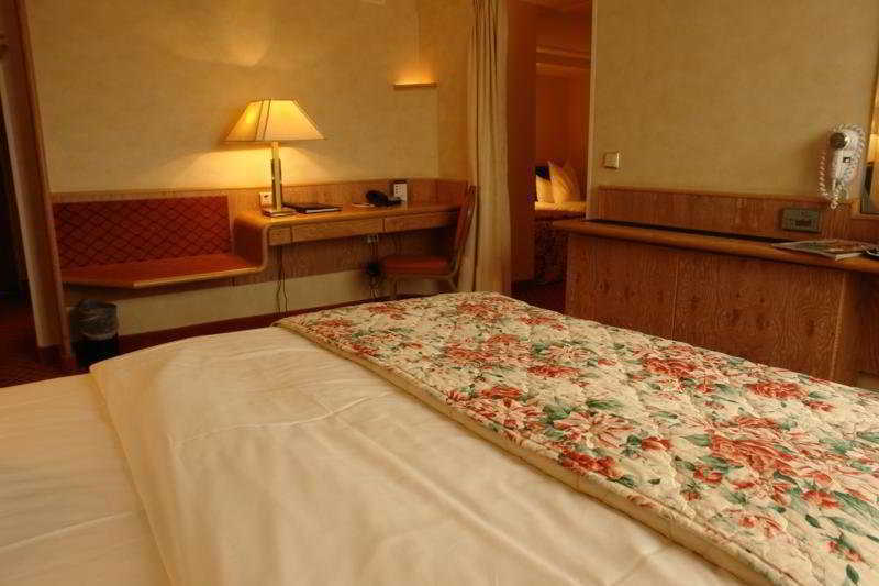 Mercure London Gatwick Airport Horley Pokój zdjęcie