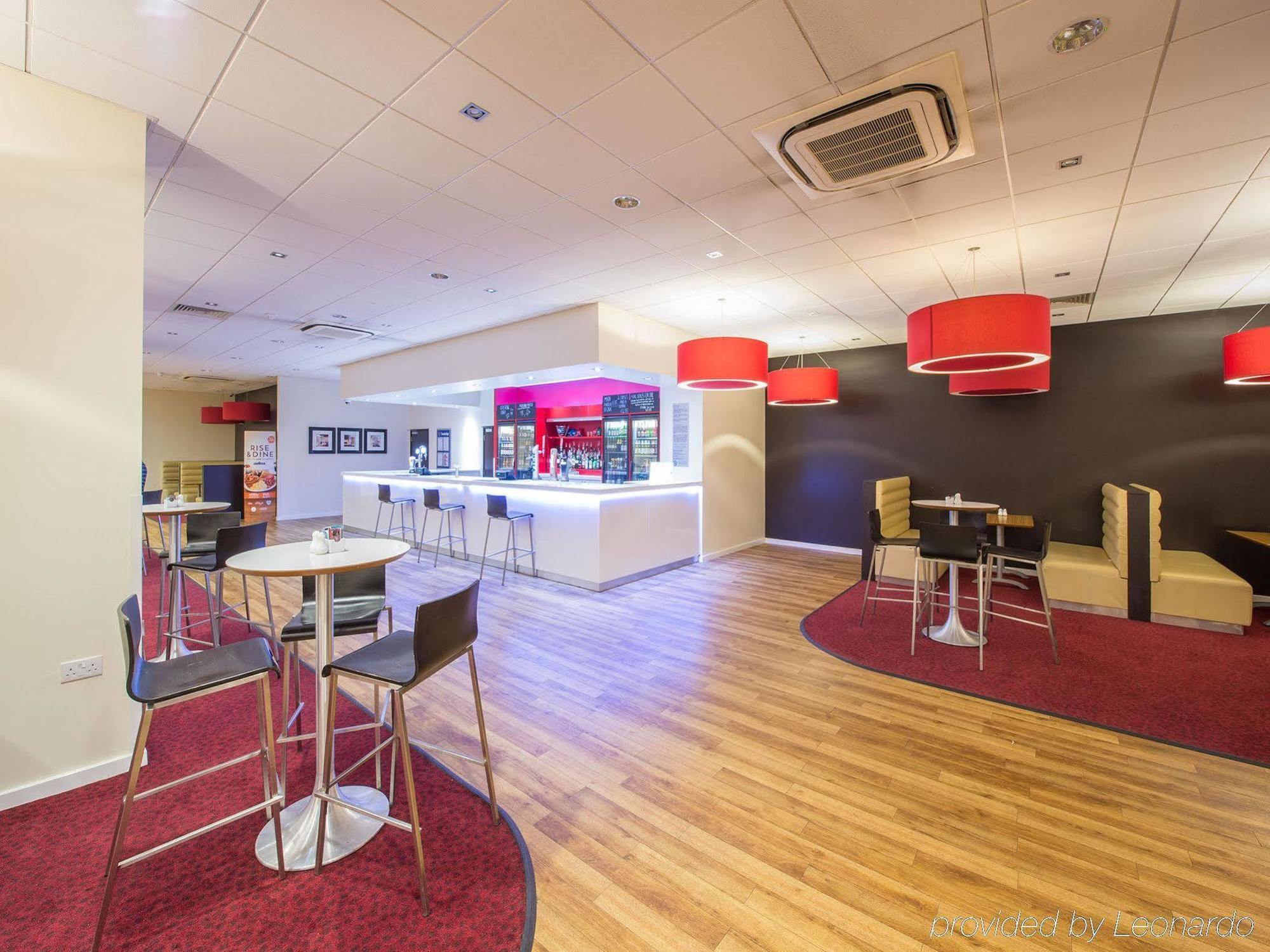 Mercure London Gatwick Airport Horley Zewnętrze zdjęcie