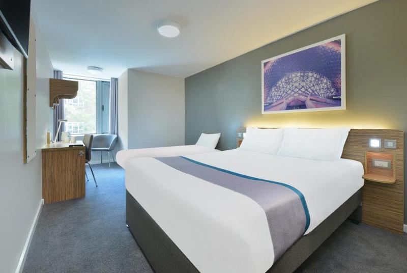 Mercure London Gatwick Airport Horley Zewnętrze zdjęcie